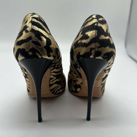 Jimmy Choo Anouk Stiletto Heels Black & Metallic Gold Animal Print Size 38 1/2 - Picture 5 of 8